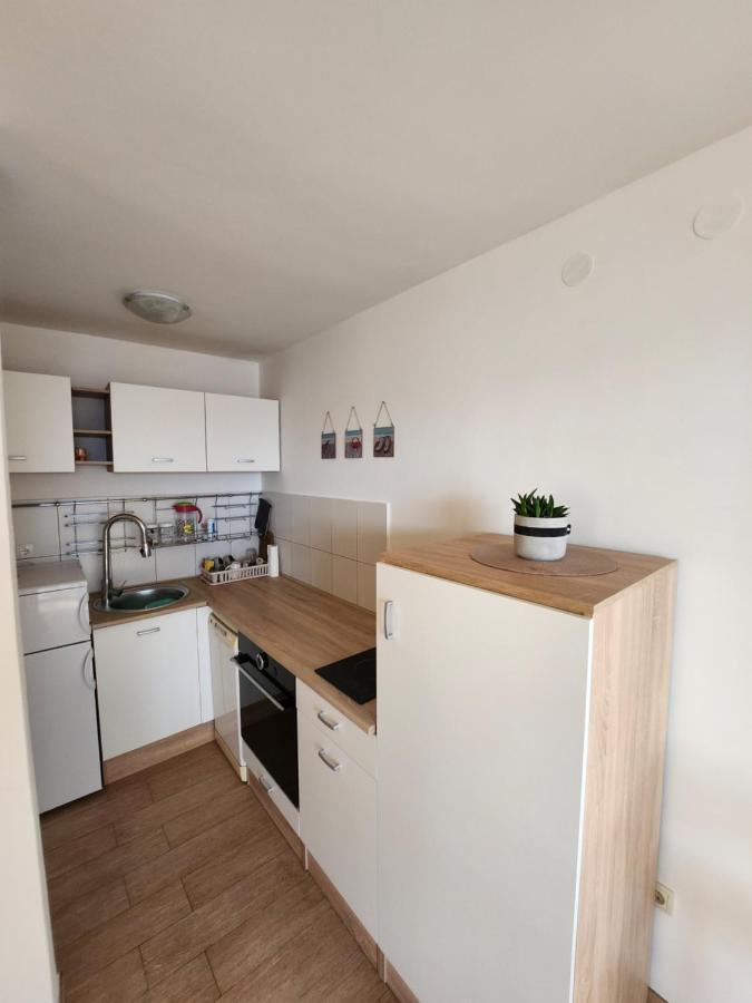 Lucija Appartement Karlobag Buitenkant foto